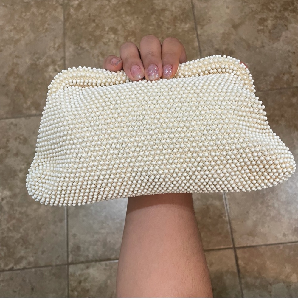 Vintage Corde-Bead Ivory clutch